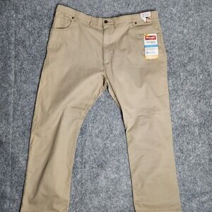 Wrangler NWT Performance Series Pants Men 44x30 Khaki Comfort Flex Waistband